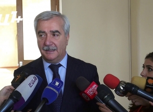 Նաիրի Հունանյանը 20 տարի ուշացել է. Անդրանիկ Քոչարյան