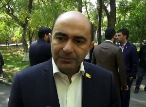 Наири Унанян хочет воспользоваться сегодняшней ситуацией: Эдмон Марукян