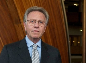 I am very preoccupied about the open conflict - President of the Venice Commission