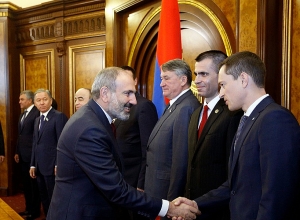 Никол Пашинян встречается с главами парламентов государств-членов ОДКБ