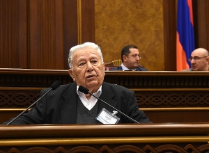 Գիտության ֆինանսավորումը վիշտ է, որը տարիներ շարունակ քննարկվում է․ Ռադիկ Մարտիրոսյան