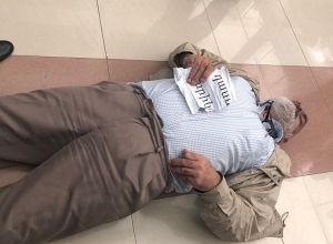 Вардгес Гаспари лег в суде в знак протеста: фотографии