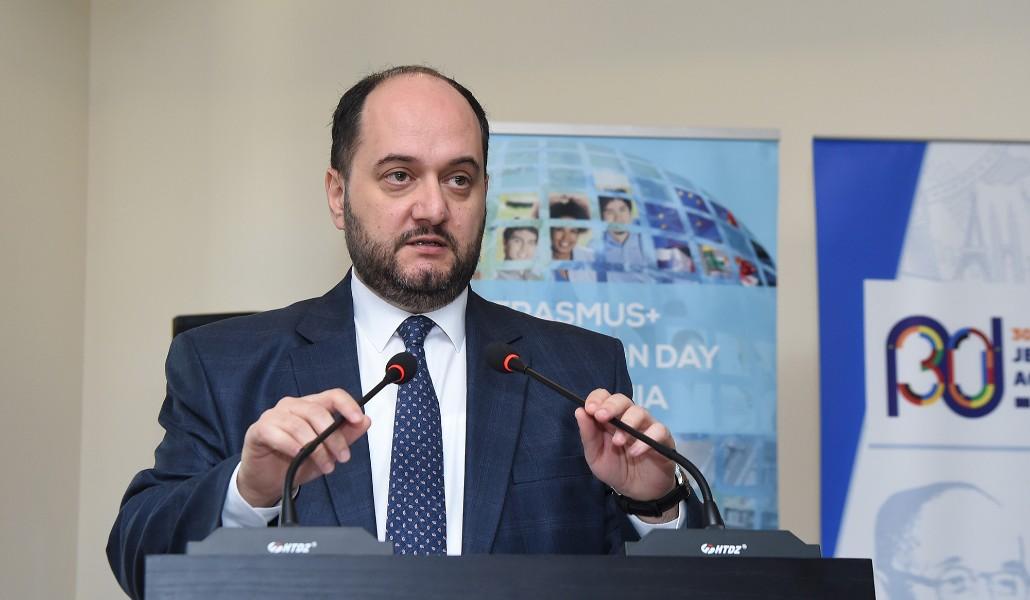 արայիկ հարությունյան1