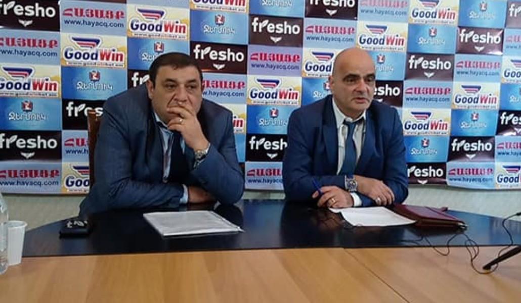 Փաստաբաններ