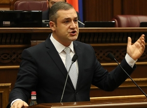 Քաղաքացիները սկուտեղի վրա ձեզ իշխանություն մատուցեցին.Ուրիխանյանը՝ «Իմ քայլի» պատգամավորներին