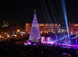 Какие мероприятия ожидаются на Новый год и сколько денег потратится?