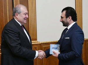 Նախագահ Արմեն Սարգսյանը հյուրընկալել է ռեժիսոր Ջիվան Ավետիսյանին