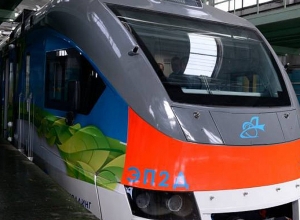 В осенне-зимний сезон предлагается пользоваться пригородными электропоездами