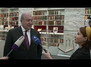 Նախագահ Արմեն Սարգսյանը հյուրընկալվել է Կատարի ազգային գրադարանում