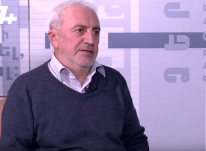 Մի քանի անգամ փորձել եմ Քոչարյանին նայել, հայացքը փախցնում էր․ Արամ Մանուկյան