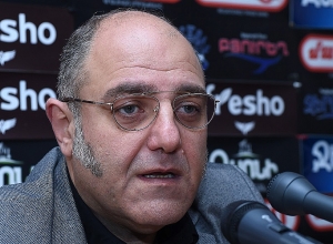 Пашинян попытался выступить в качестве героя: психолог об инциденте, происшедшем с азербайджанцем в армянской церкви