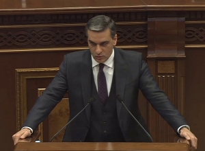 Պետք է իրավունքը լինի իրական. Արման Թաթոյան