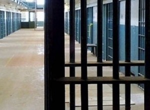 Некоторые УИУ закроются