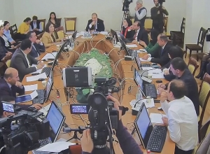 Շատ դեպքերում բանակում հարցերը լուծվում են դրսից մարդ բերելու միջոցով․ Սիսակ Գաբրիելյան