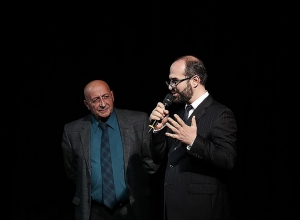 Премьер-министр вместе с супругой присутствовал на спектакле “Пролетая над гнездом кукушки”