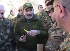 Փաշինյանն այցելել է ՊԲ հյուսիսային հատվածի սահմանապահ դիրքեր