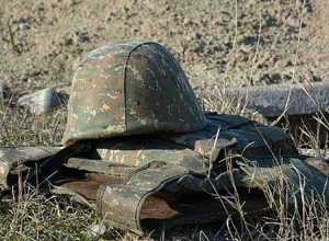 В результате взрыва мины погиб военнослужащий