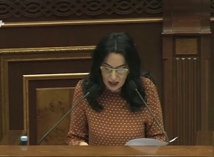 2019թ-ին, այս պահի դրությամբ, բանակում 10 ինքնասպանության դեպք է գրանցվել. Նաիրա Զոհրաբյան
