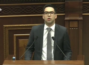 ԱԺ-ն քննարկում է ՍԴ դատավորներին վաղաժամ կենսաթոշակի ուղարկելու վերաբերյալ օրենքի նախագիծը