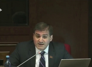 Ես դեմ եմ, որ ՍԴ-ի այս հանցագործ անդամներին այստեղ քննարկենք առհասարակ. Արման Բաբաջանյան