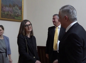 Փոխվարչապետ Մհեր Գրիգորյանն ընդունել է ԱԶԲ երևանյան գրասենյակի տնօրենին