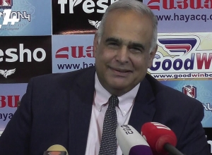 Շատ զգույշ պետք է լինենք, և՛ վարչապետի, նախագահի շուրջ խորհրդականները պետք է շատ զգույշ լինեն․ Րաֆֆի