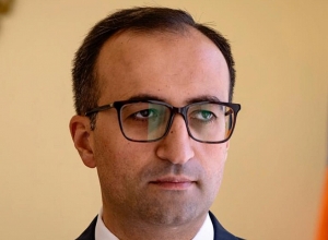 Слухи об отставке – это политические спекуляции, которые продолжаются уже два года: Торосян. Азатутюн