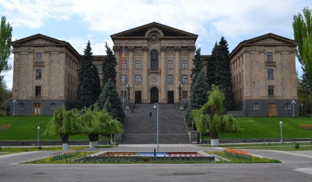 azgayin-joxov