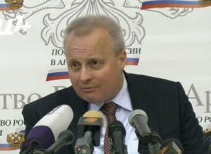 Ես փաստաբան չեմ․ ՌԴ դեսպանը՝ Ռոբերտ Քոչարյանին պաշտպանելու վերաբերյալ