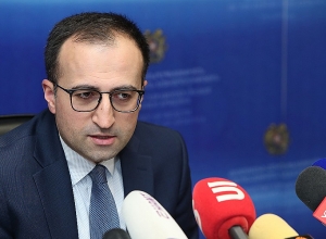 Positive dynamics observed in two patients with severe coronavirus disease condition