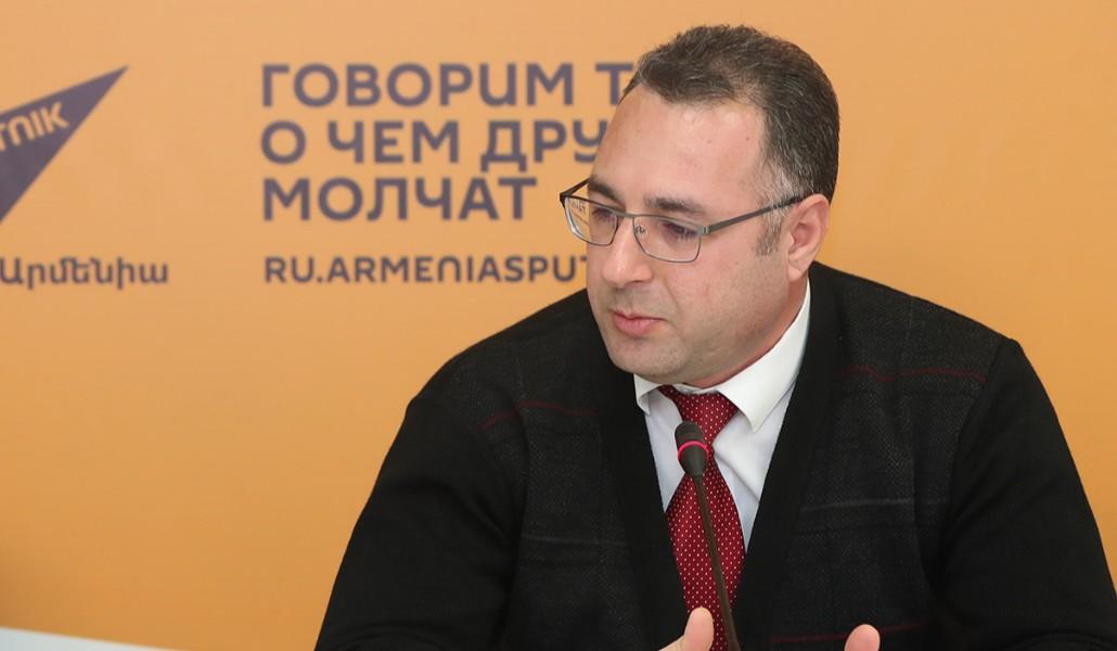 MHM0134394