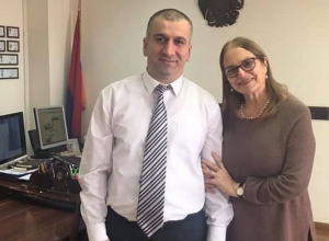 Аракс Мансурян получила гражданство РА