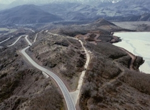 Межгосударственную дорогу Ереван-Мегри перекрыли группа капанцев