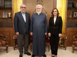 Լիբանանի կառավարության հայ նախարարն այցելել է Արամ Ա կաթողիկոսին
