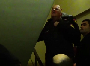 Ինչո՞ւ կրակոցներ արձակած անձը ձեռնաշղթաներով չի բերման ենթարկվել