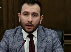 «Իմ քայլը»-ը որոշել է այլևս չանդրադառնալ Արթուր Վանեցյանի հայտարարություններին