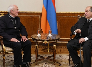 Президент Армен Саркисян принял Карла Хайнца Шайде