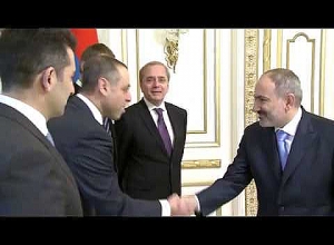 Նիկոլ Փաշինյանն ընդունել է Սևծովյան առևտրի և զարգացման բանկի նախագահին