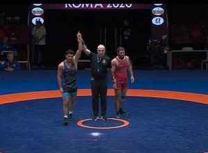 Ըմբշամարտի ԵԱ. Կարապետ Չալյանը կիսաեզրափակչում պարտվեց ադրբեջանցուն