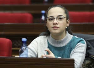 Tatik Revazyan to answer questions online