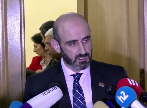 ՁԻԱՀ  կենտրոնի վերաբերյալ Զեյնալյանը կդիմի Կառավարություն