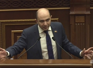 Իշխանությունը սիրով մասնակցում է նախկինների թալանի արդյունքում կայացած գործարարի միջոցառումներին