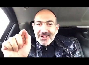 Փաշինյանն ուղիղ եթերում էր