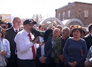 Агитационная кампания Пашиняна в Мегри: ПРЯМОЙ ЭФИР