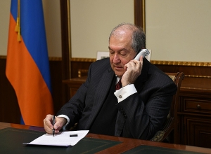 Армен Саркисян провел телефонный разговор с эмиром Катара