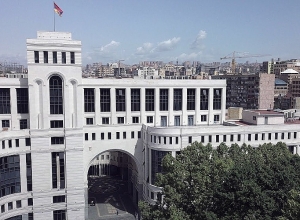 Казахстан ограничивает въезд в страну иностранцев, в том числе граждан РА