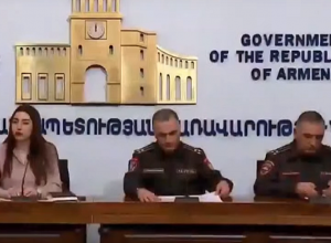 Полицейские выгнали из автомобилей в качестве третьих лиц уже 92 человек: заместитель начальника полиции