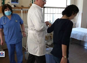 Подвергшаяся избиению в Гюмри 13-летняя девочка начала ходить