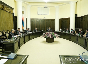 Կառավարությունում քննարկվել են ներդրումային քաղաքականության խթանման ուղղությամբ անելիքները