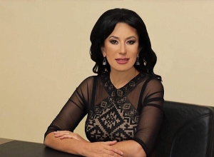 Карантинный чрезвычайный день рождения: Как Наира Зограбян поздравила Мартина Вардазаряна